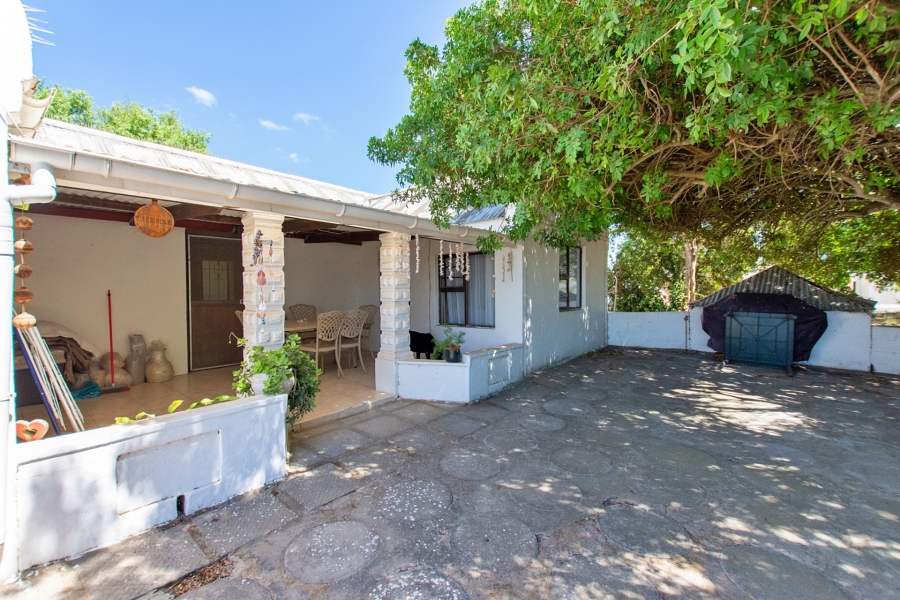 2 Bedroom Property for Sale in Velddrif Western Cape